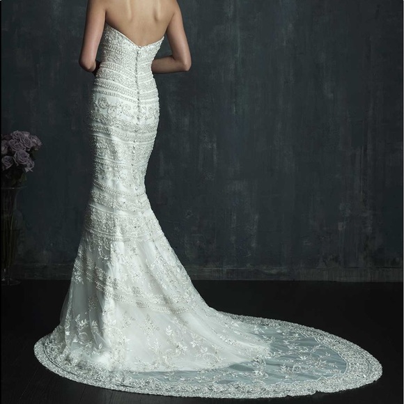 Allure Couture Wedding Dress - Sample - Picture 2 of 8